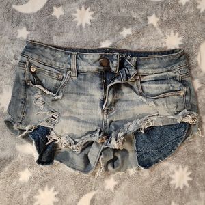 American Eagle Medium Wash Shortie Shorts Size 4